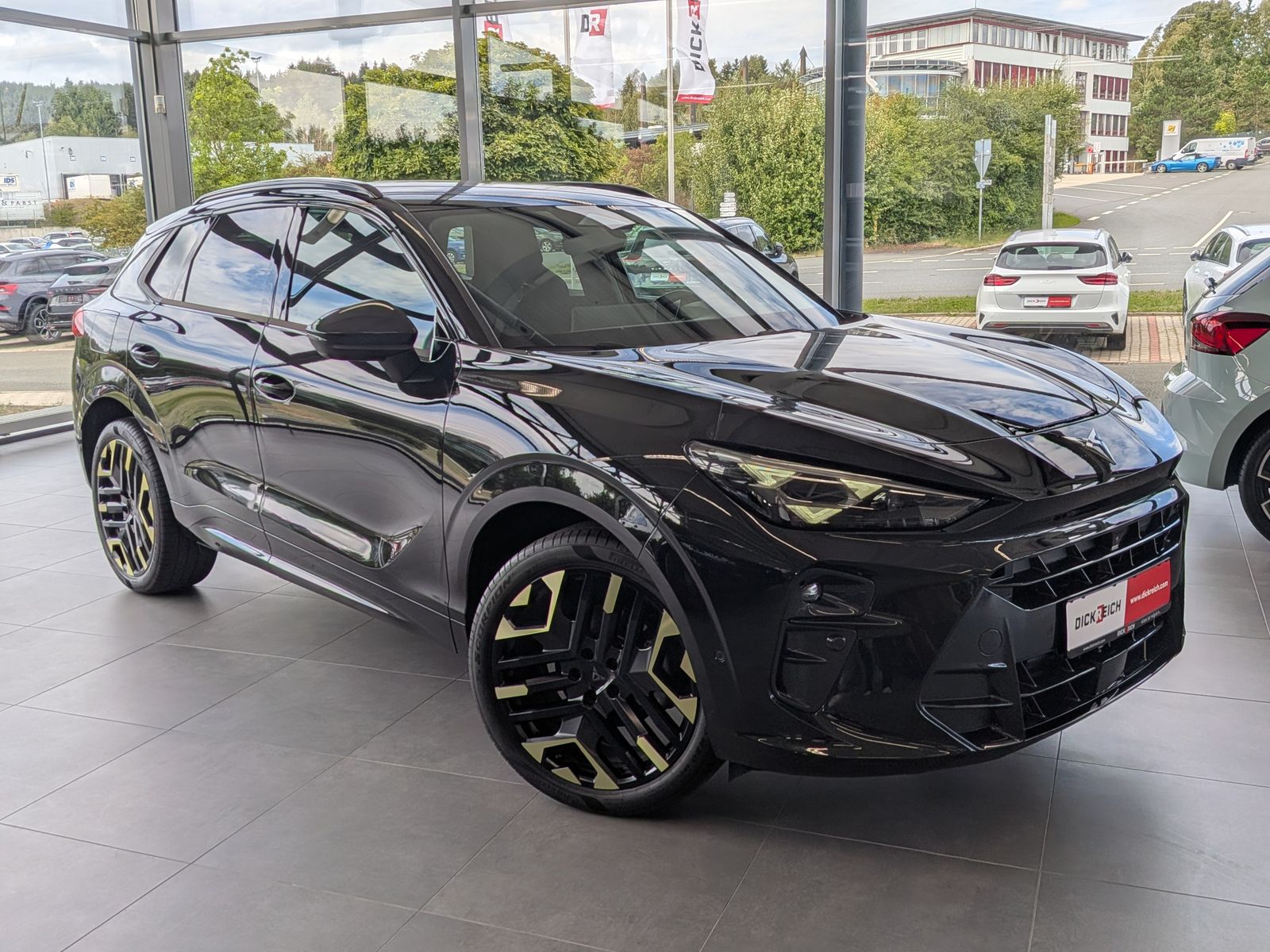 Fahrzeugabbildung CUPRA Terramar 1.5 eTSI Tribe Sennh Matrix HUD AHK 20