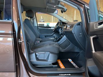 Volkswagen Touran Highline BMTStart-Stopp*Klima*AppConnect