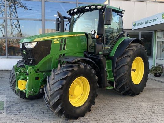 John Deere 6250R