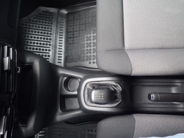 Fahrzeugabbildung Citroën C4 Cactus Shine 1.6 BlueHDi 100 FAP AHK Pano Nav