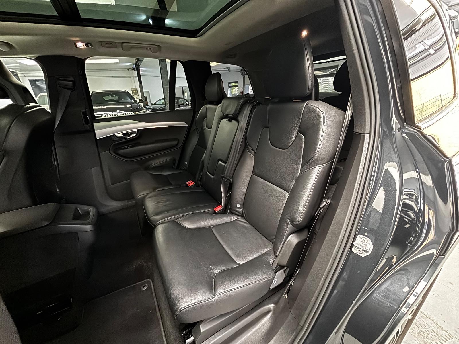 Volvo XC90 Momentum Pro AWD CAM 7-STZ PANO ACC HARMAN/