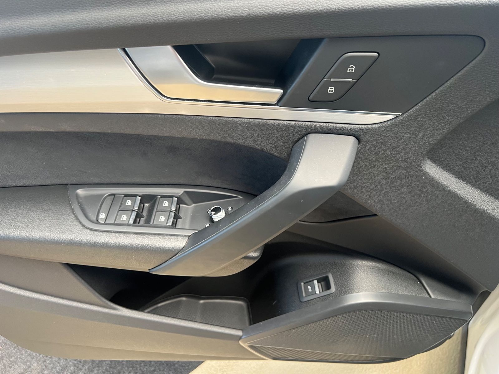 Fahrzeugabbildung Audi Q5 Sportback 40 TDI quattro S line *VIRTUAL*PANO
