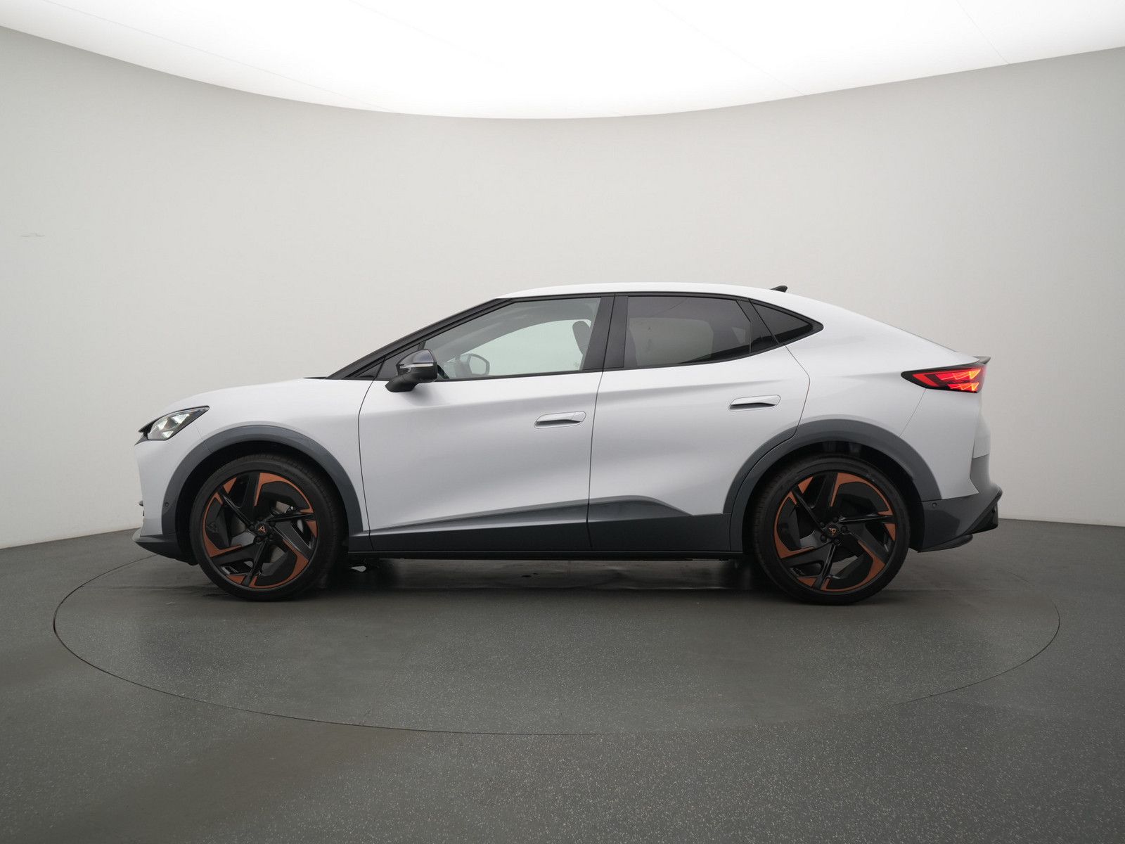 Cupra Tavascan - Bild 20