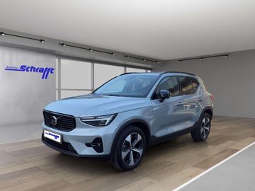 Volvo XC40 Plus Dark 2WD