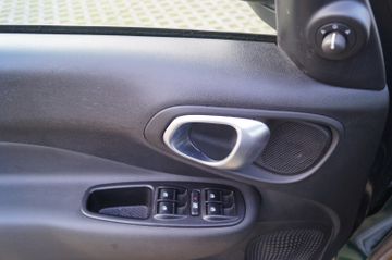 Fiat 500L Cross KLIMA-TEMPOMAT-PDC-ALU17