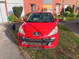 Peugeot 207CC - Peugeot 207: Coupe