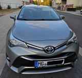 Toyota Avensis 1.8 Automatik  Sehr gepfle... - Toyota Avensis von privat