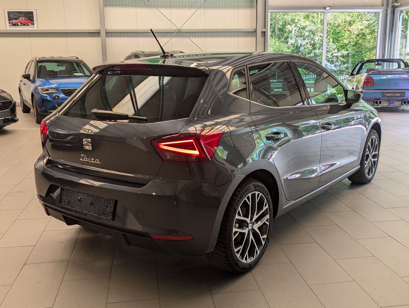 Fahrzeugabbildung SEAT Ibiza 1.0 TSI Xcellence LED Cam Dinamica ACC 17"