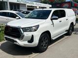 Toyota Hilux Double Cab Comf 4x4 Automatik Kamera AHK - gebrauchte Toyota Hilux aus dem Jahr 2021