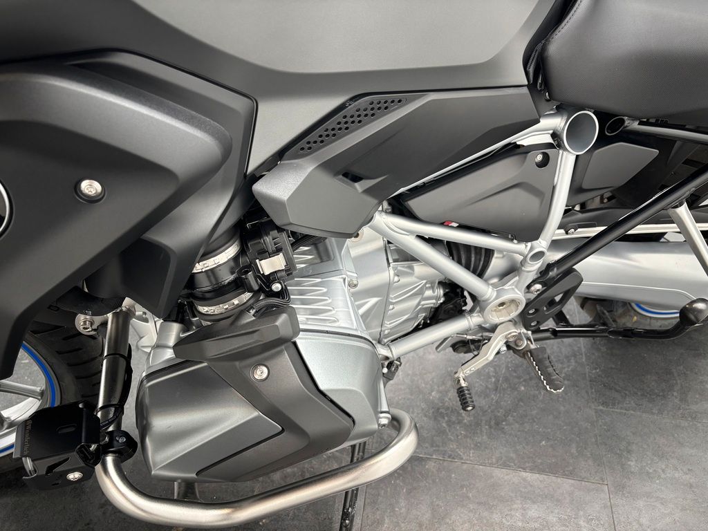 Fahrzeugabbildung BMW R 1250 GS *3 PAKETE *1. HAND *TOP-ZUSTAND