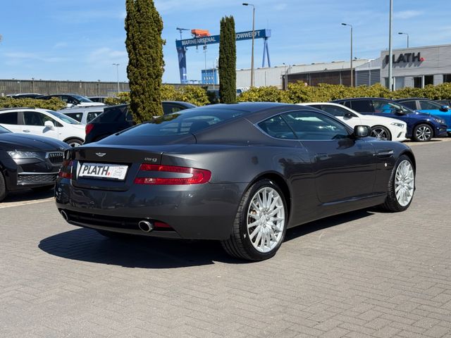 Aston Martin DB9 5.9 V12 Coupe