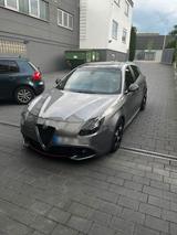 Alfa Romeo Giulietta 1.8 Tbi 1.Hand Top Zu... - Alfa Romeo Giulietta mit Benzin-Antrieb: Navigationssystem, Limousine, 1.8