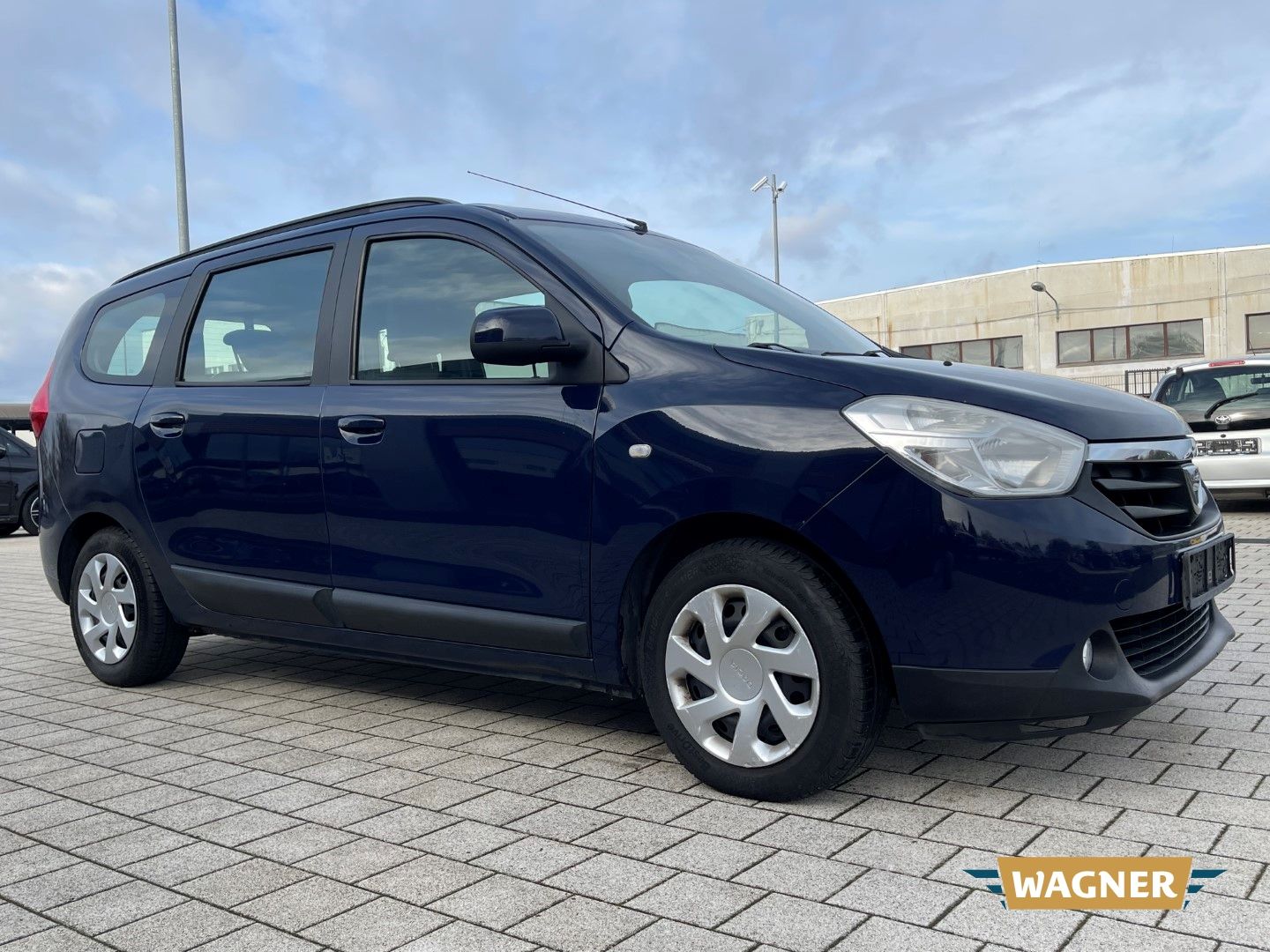 Fahrzeugabbildung Dacia Lodgy Laureate 4x2 1.5 dCi 110 FAP Klimaanlage