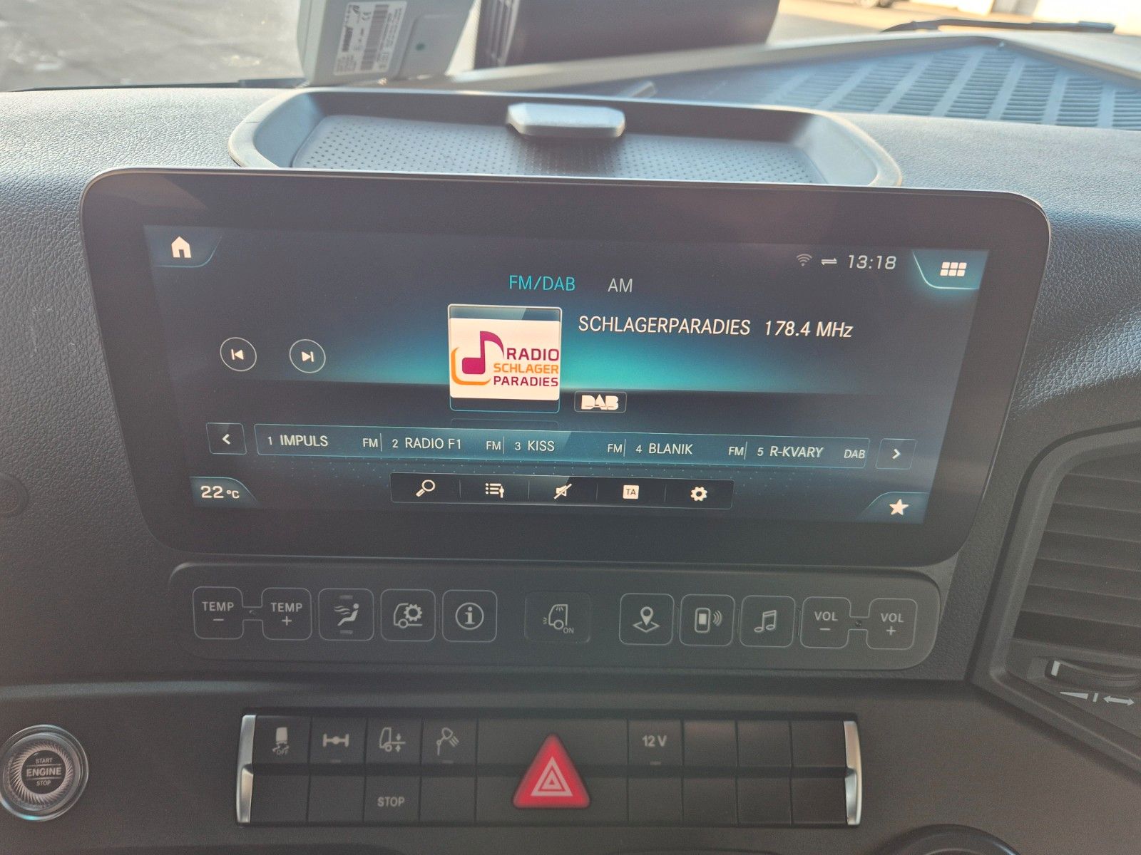 Fahrzeugabbildung Mercedes-Benz Actros 1848 LS Öl-Retarder Standklima BigSpace