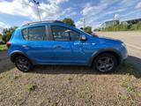 Dacia Sandero Stepway TCe 90 Easy-R S&S AUTOMATIK - Dacia Sandero Stepway mit Benzin-Antrieb