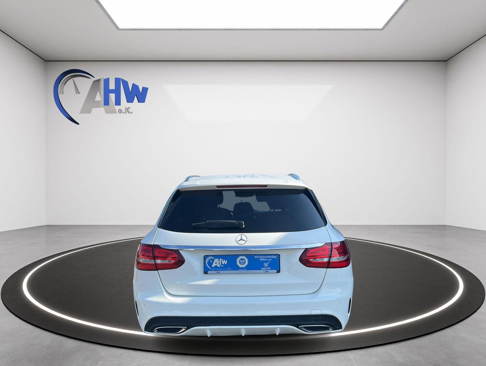 Fahrzeugabbildung Mercedes-Benz C250 T BlueTec / d 4Matic AMG-Line
