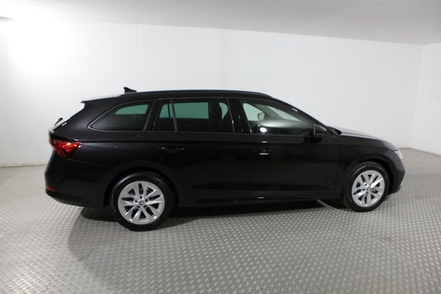 Skoda Octavia Combi IV 2.0 TDI DSG Style MATRIX NAVI
