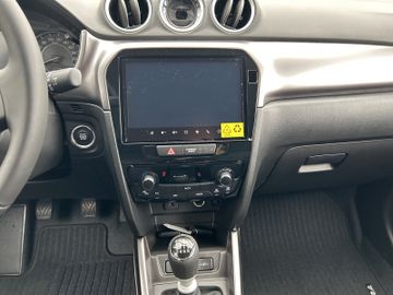 Fotografie 12 des Suzuki Vitara 1.4 Comfort Kamera NAVI LED ACC Sitzh.