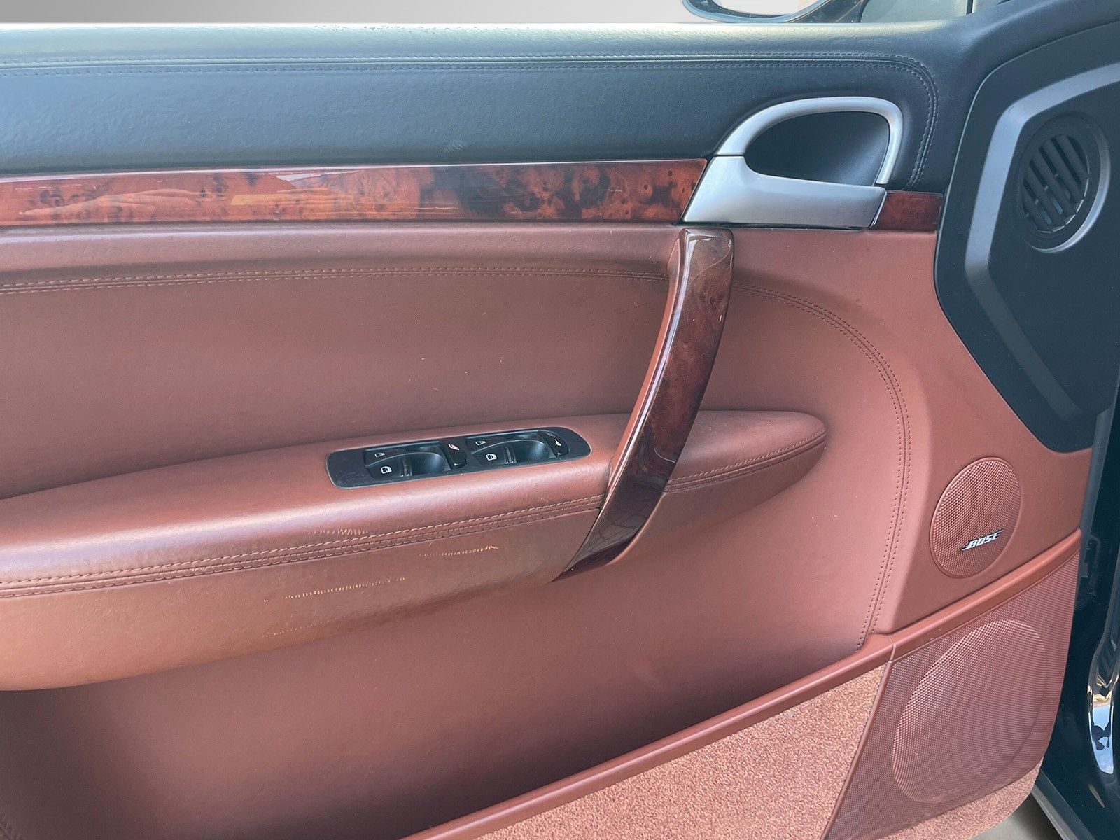 Fahrzeugabbildung Porsche Cayenne S *BOSE*Pano*Sport Auspuff*Allrad*AHK