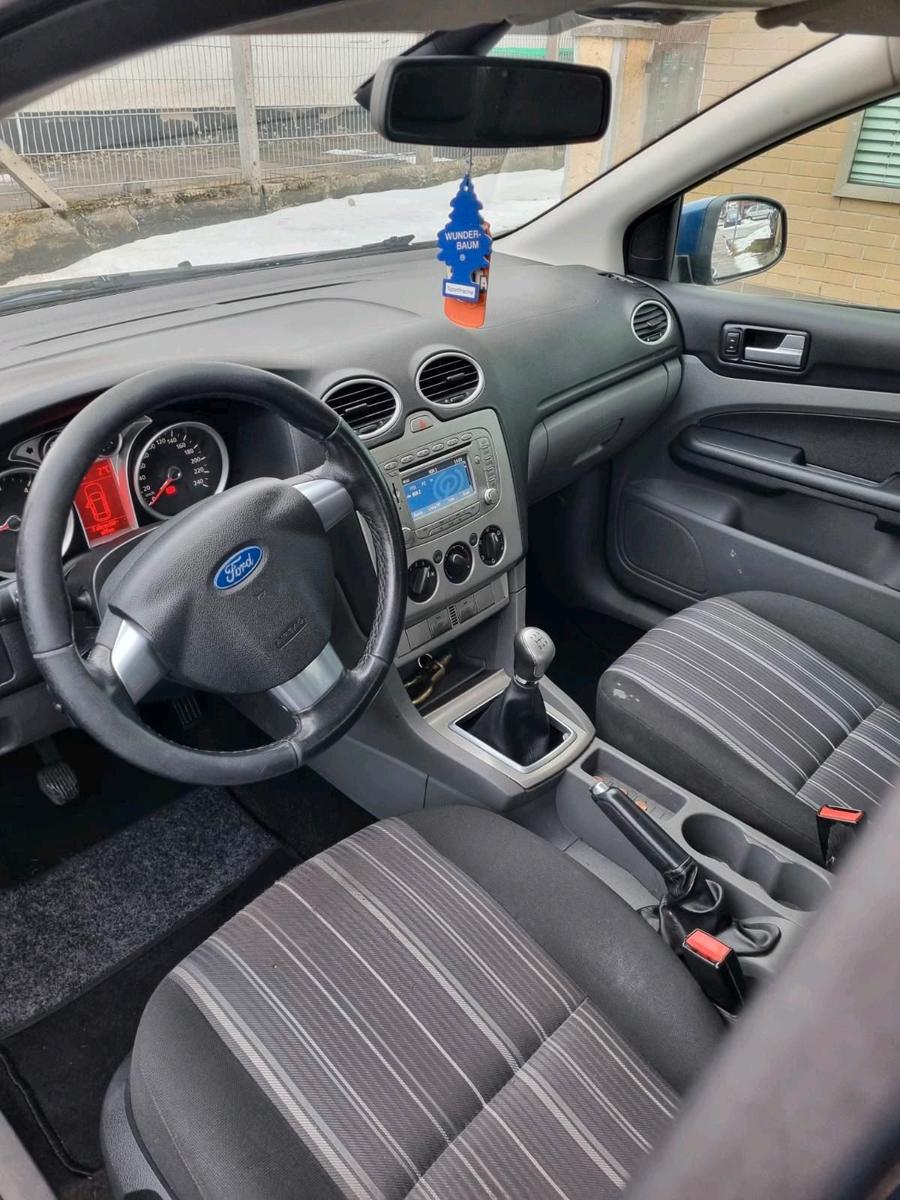 Ford Focus 2009 — photo 6