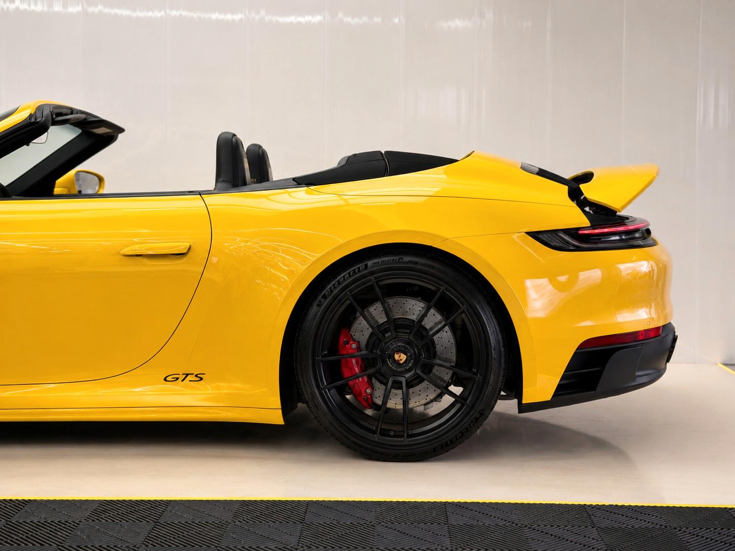 Porsche 992 GTS 4 CABRIO LIFT/BURMESTER/360/CHRONO/SPORT