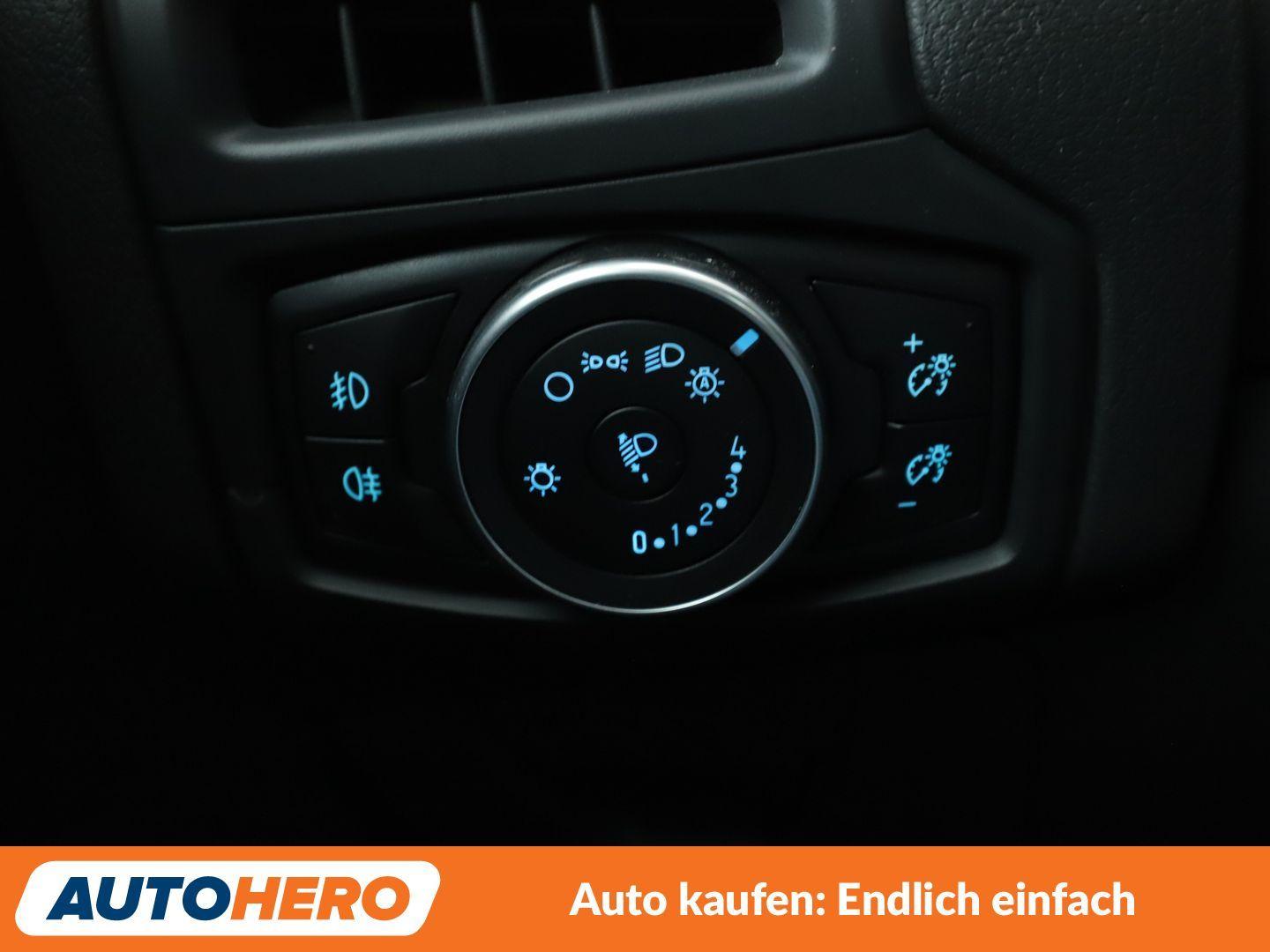 Ford Focus 1.5 EcoBoost Titanium Aut*NAVI*TEMPO*PDC*