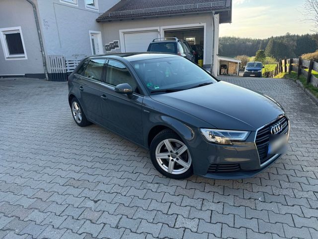 AUDI Audi A3 1.4 TGI Erdgas (CNG)  Baujahr 201...