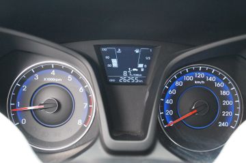 Hyundai ix20 1.4 blue Classic KLIMA-ALLWETTER-26.000km.-