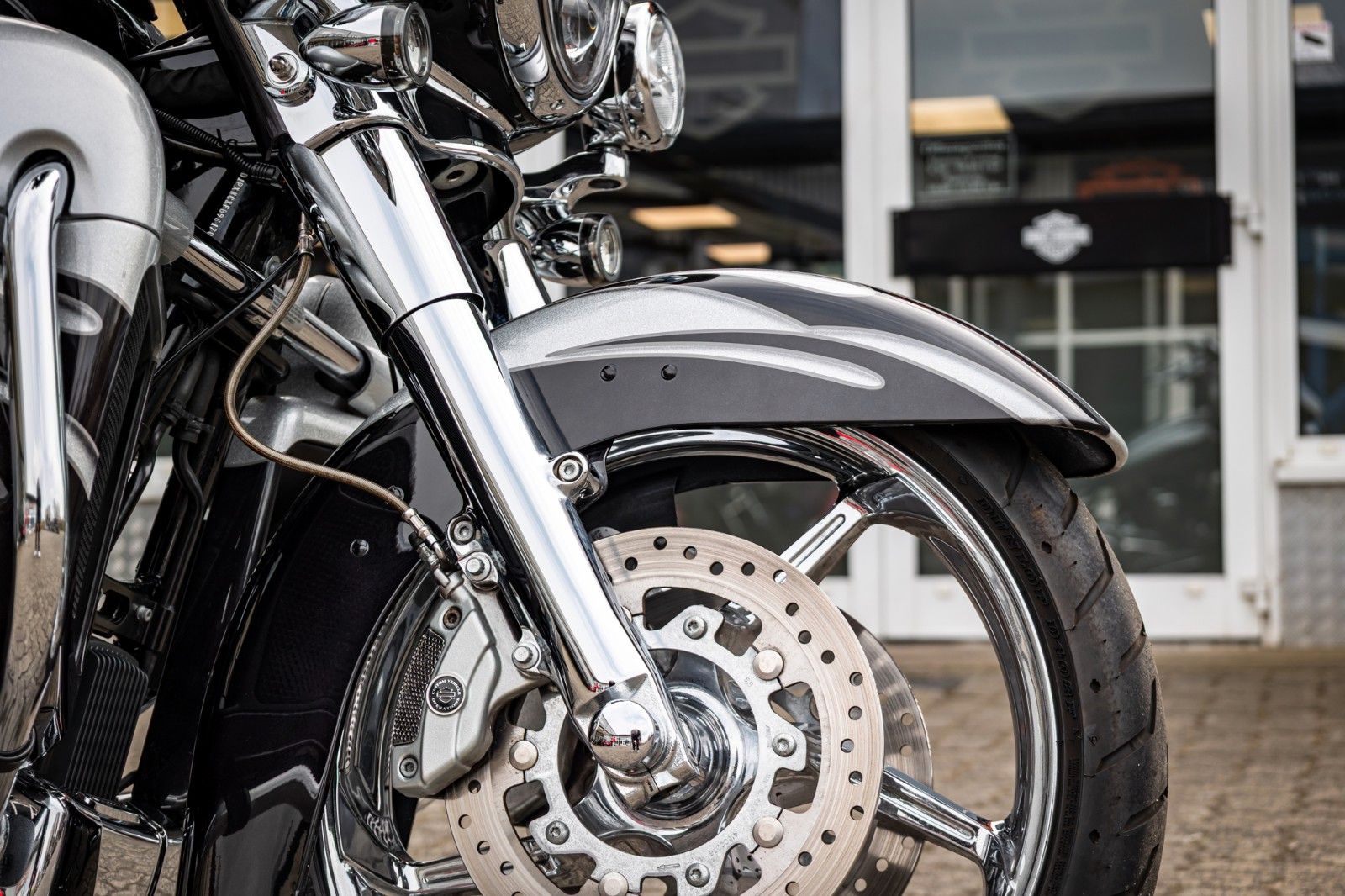 Fahrzeugabbildung Harley-Davidson CVO STREET GLIDE 110 FLHXSE - KESSTECH
