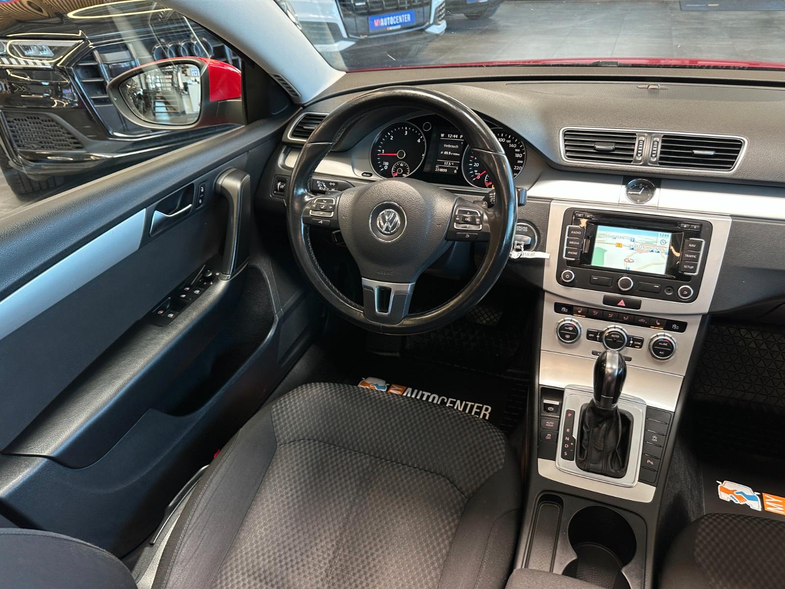 Volkswagen Passat 2012 — photo 33