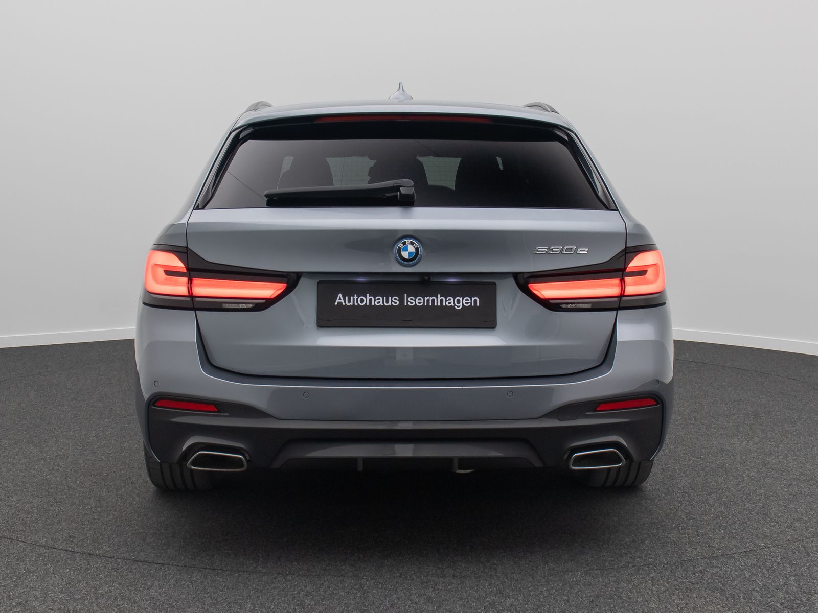 Fahrzeugabbildung BMW 530e M Sport DAB Kamera AHK Memory Alarm 18Zoll