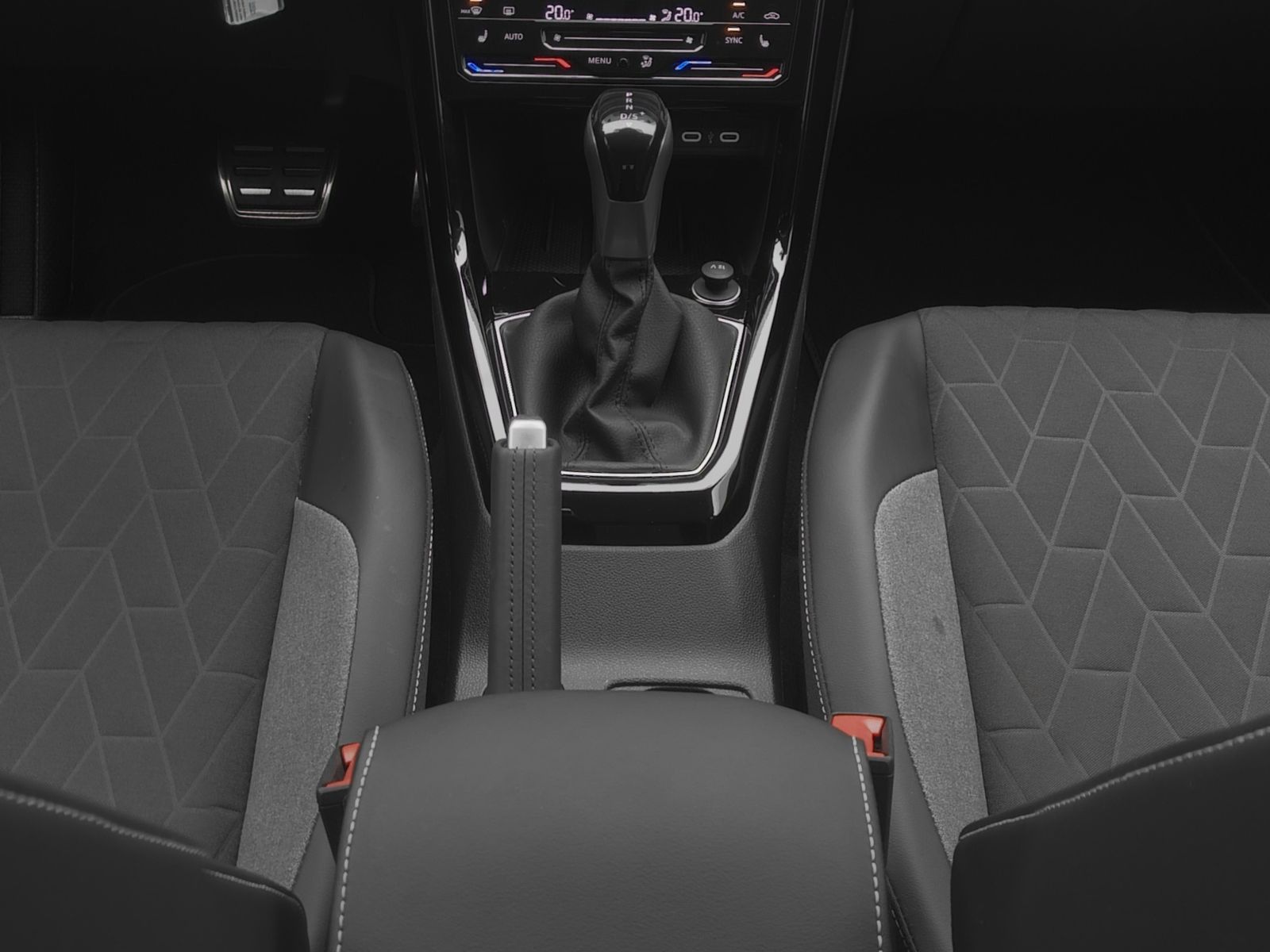 Volkswagen T-Cross - Bild 17