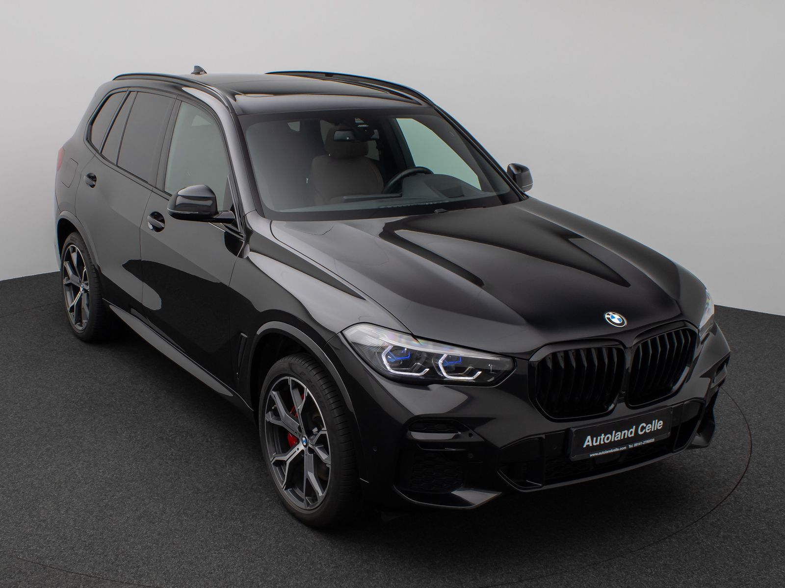 Fahrzeugabbildung BMW X5 xD30d M Sport Panorama Laser Kamera HUD HiFi
