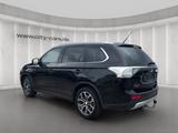 Mitsubishi Outlander  Intense 4WD*7 -sitzer*Xenon*AHK - Mitsubishi 7-Sitzer