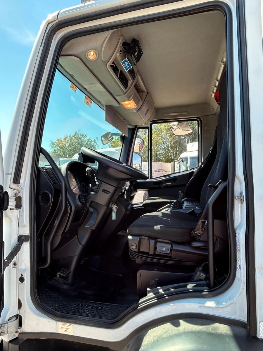 Fahrzeugabbildung Iveco 140 E 190 Kühlaggregat Carrier