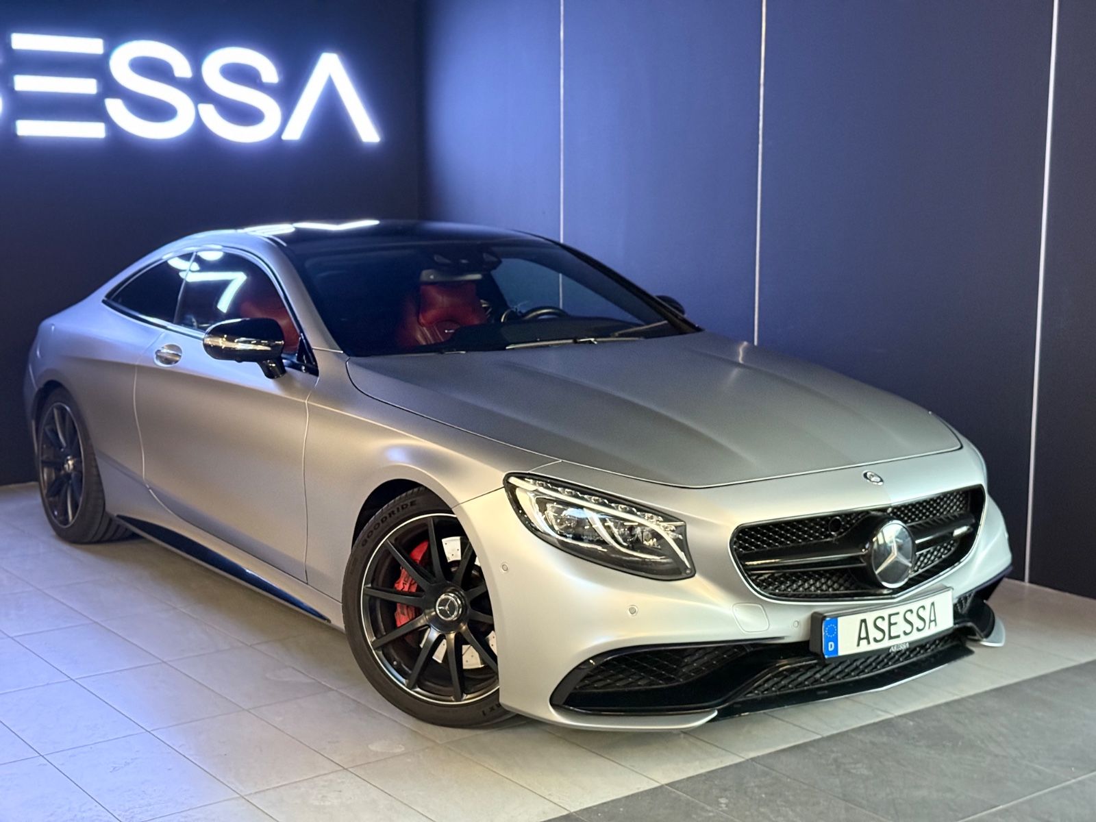 MERCEDES-BENZ S63AMG Coupe*4MATIC*DESIGNO*MATTÜDE-FZG*360K*HUD