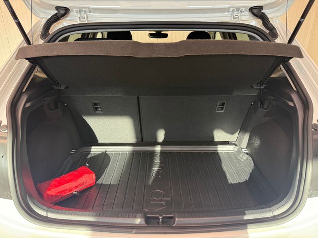 Polo Style 1.0 TSI DSG ACC RFK IQ.LIGHT SHZ