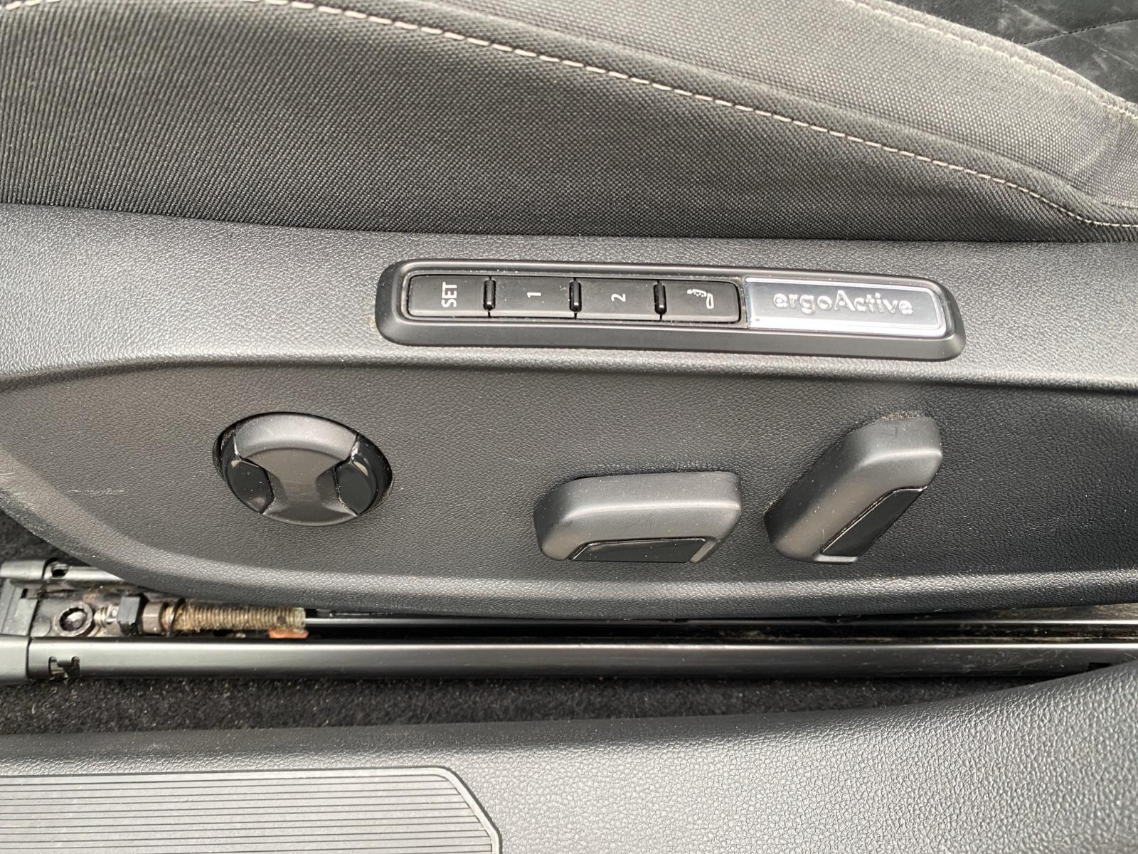 Volkswagen Golf VIII Lim. Style, миниатюра 21