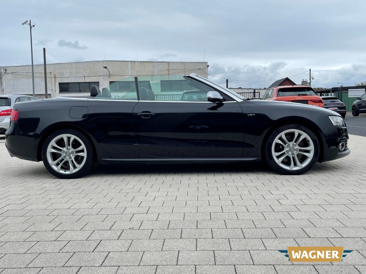 Fahrzeugabbildung Audi S5 Cabriolet 3.0 TFSI quattro Nackenheizung