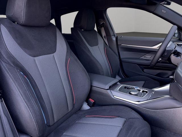 Foto Nummer 12: BMW i4