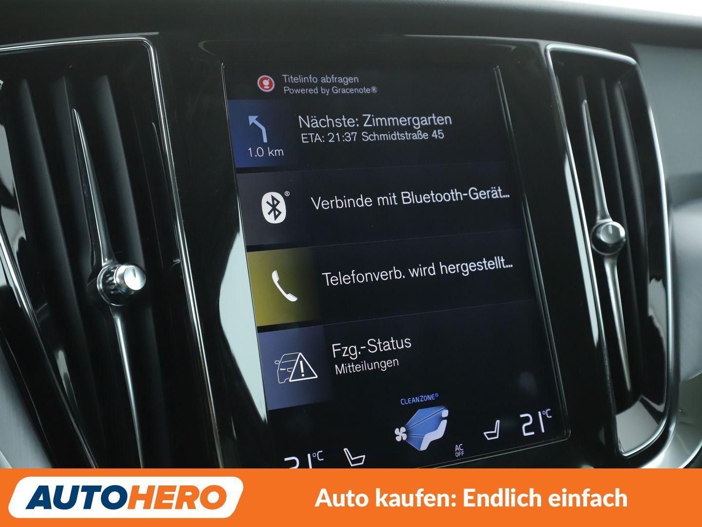 Volvo V60 2.0 T4 Momentum Pro Aut*NAVI*LED*TEMPO*PDC*