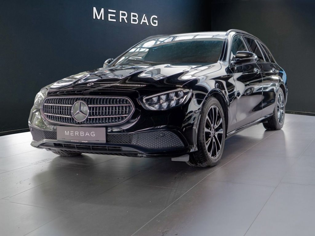 MERCEDES-BENZ E 220 d T *Avantgarde Night MBUX-High-End