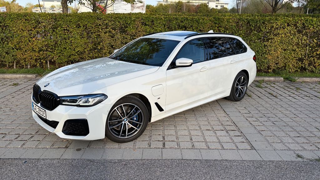 Image of BMW 530