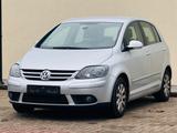 Volkswagen Golf Plus 1.6 FSI Comfortline - gebrauchte VW Golf aus dem Jahr 2005