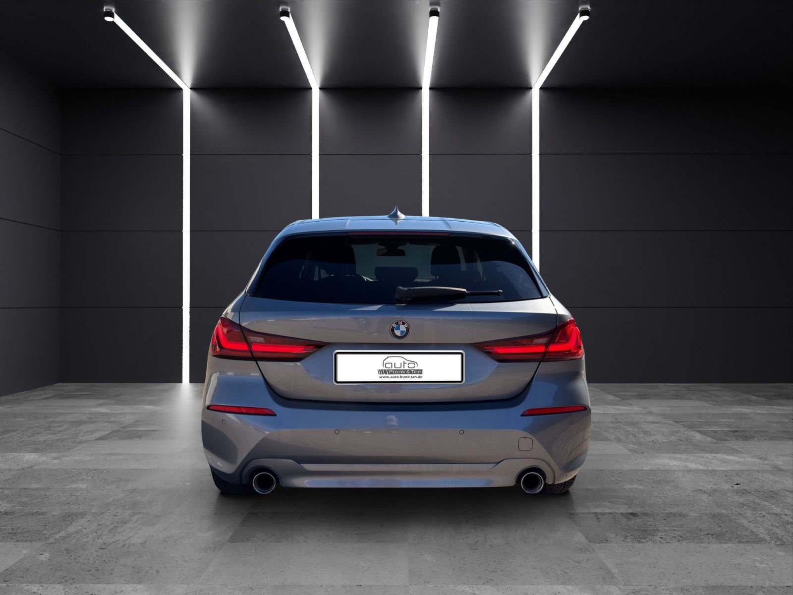 Fahrzeugabbildung BMW 118*LED*Apple*Navi*PDC*Fernlichtassistent*DAB*