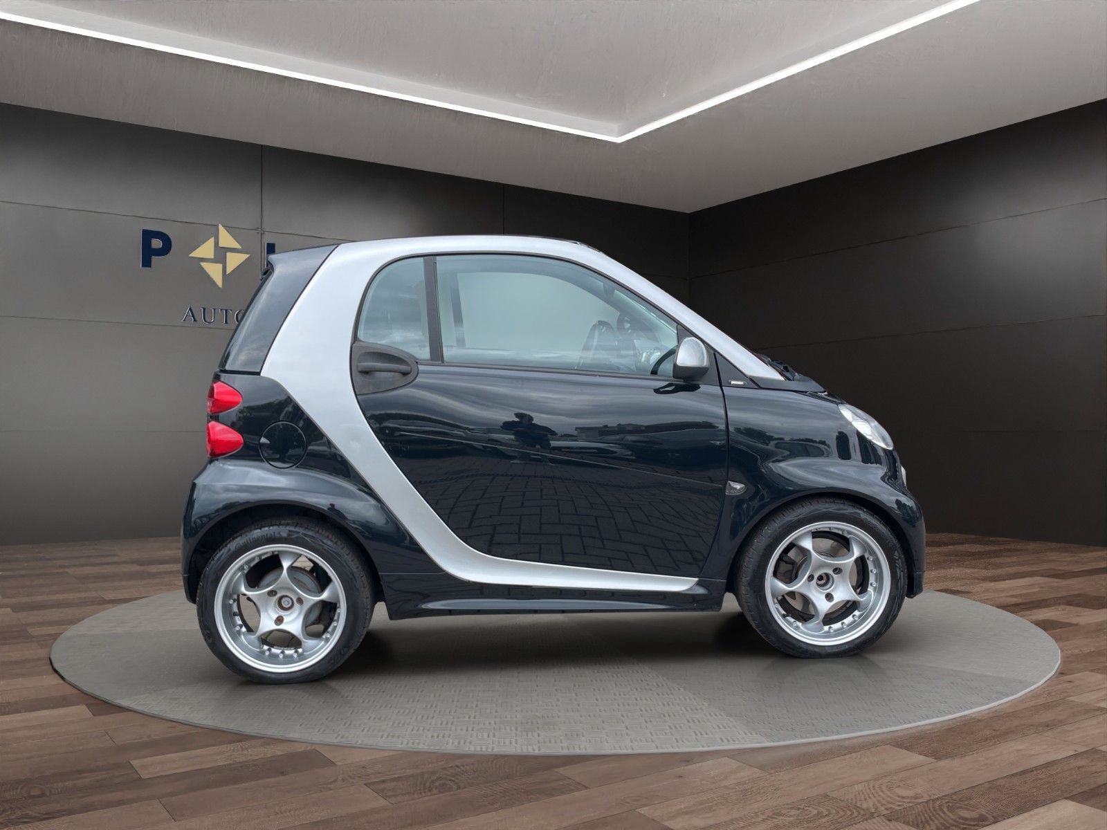 Fahrzeugabbildung Smart ForTwo Micro Hybrid*Pano*Alwetter*Elektr.Fenster
