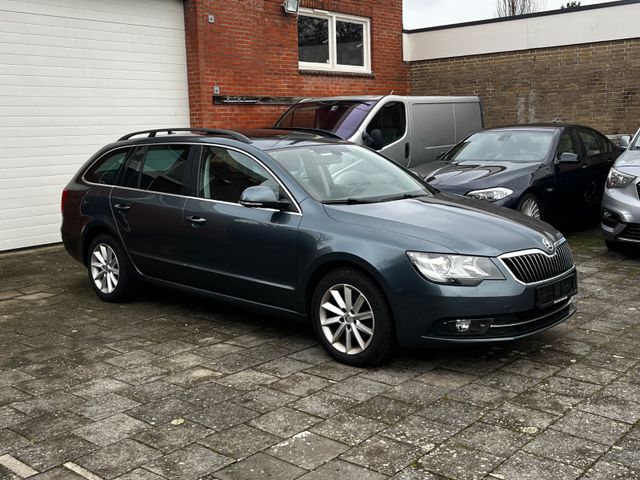 Skoda Superb Combi Ambition*Panoramadach*Navi