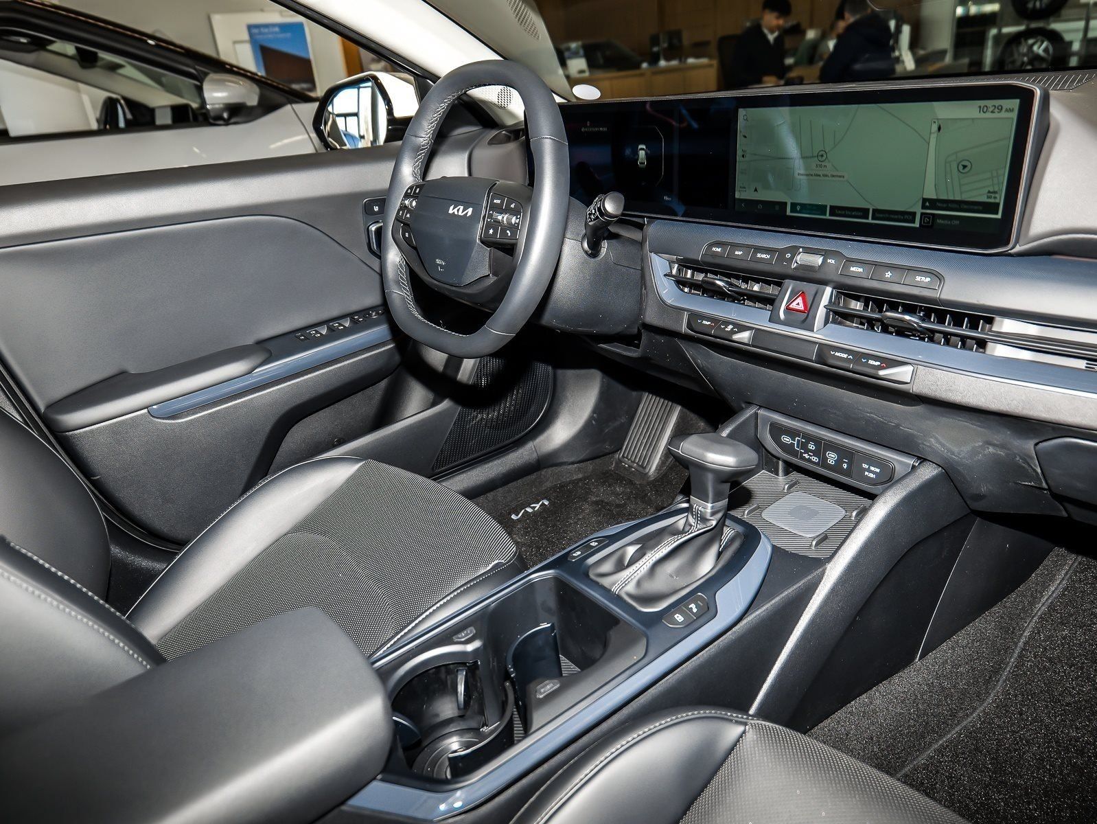 Kia K4 - Bild 2