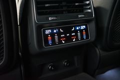 AUDI RSQ8 performance | B&O Advanced | Carbon | 305 AUDI RSQ8 performance | B&O Advanced | Carbon | 305