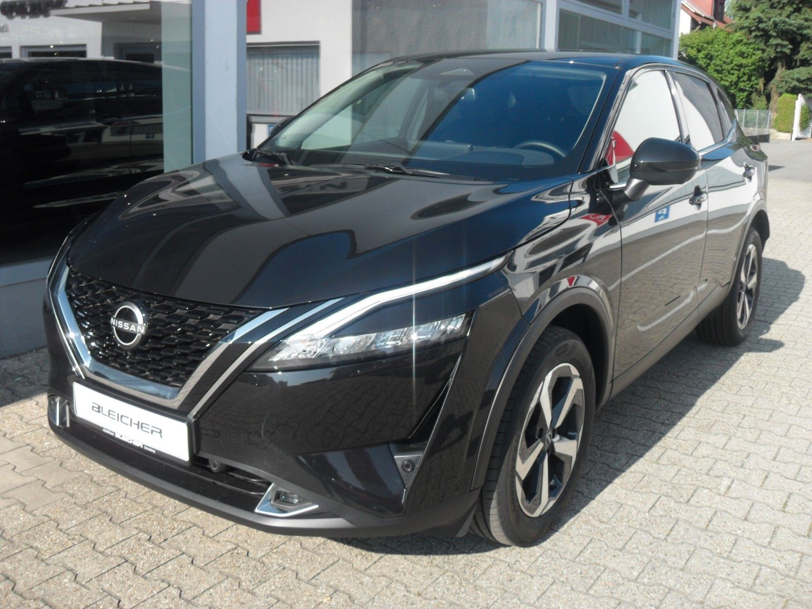 Fahrzeugabbildung Nissan Qashqai N-Connecta 1.3 DIG-T MHEV